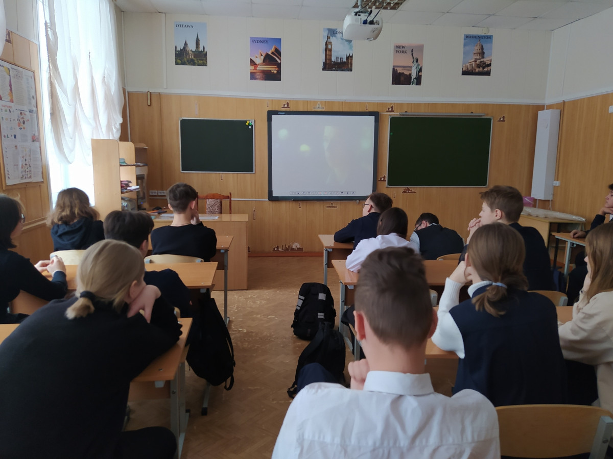 Постер к социальной практике: Единство слова и дела как важнейшее проявление  жизненной позиции.