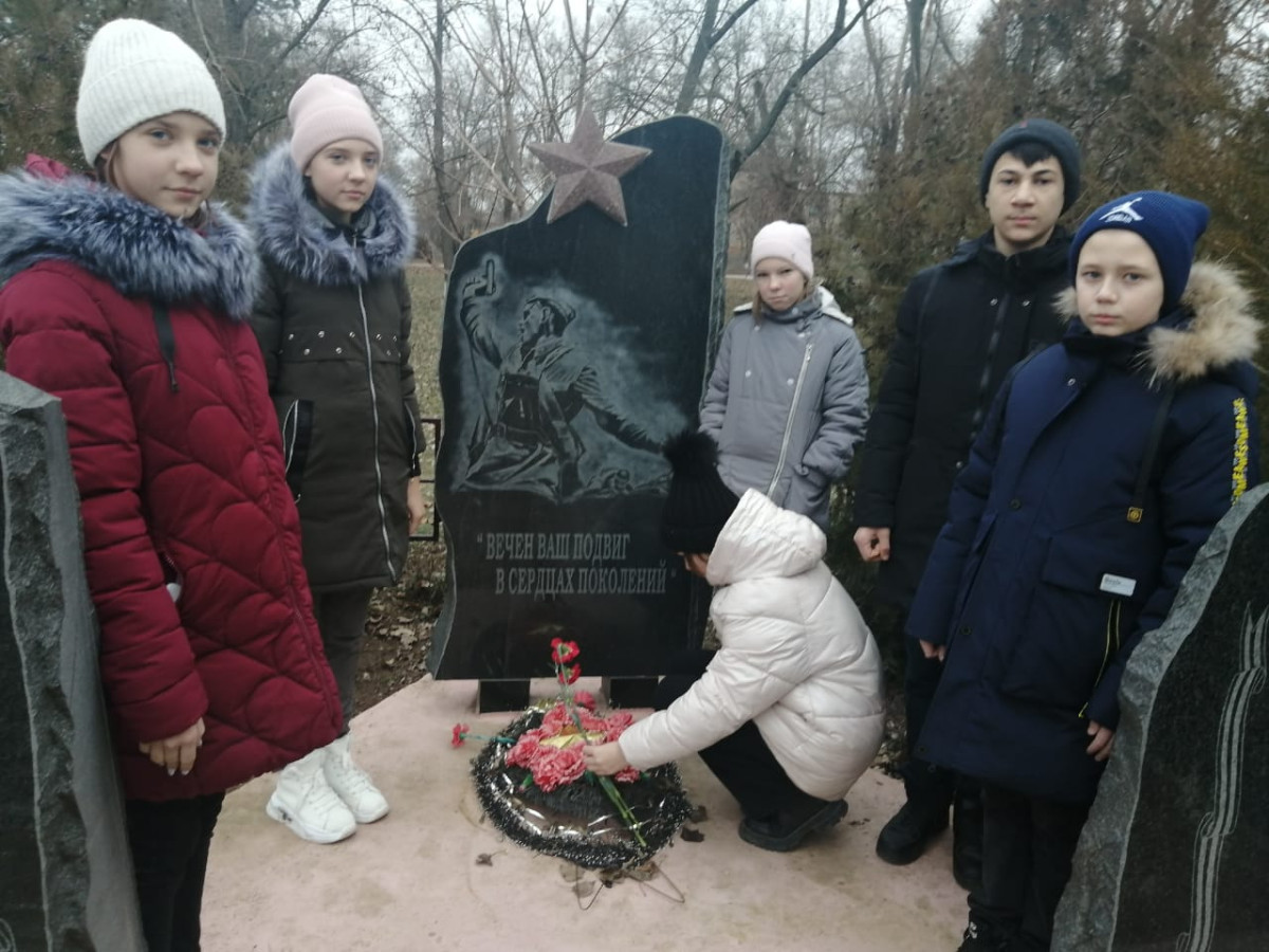 Постер к социальной практике: Памяти Героев