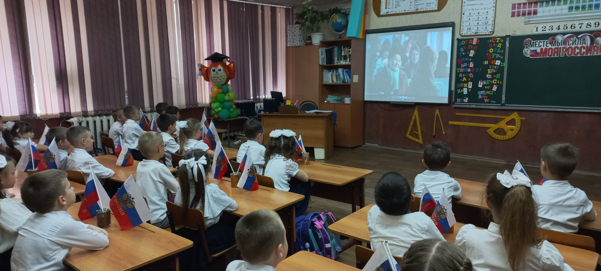 Постер к социальной практике: От улыбки станет всем светлей