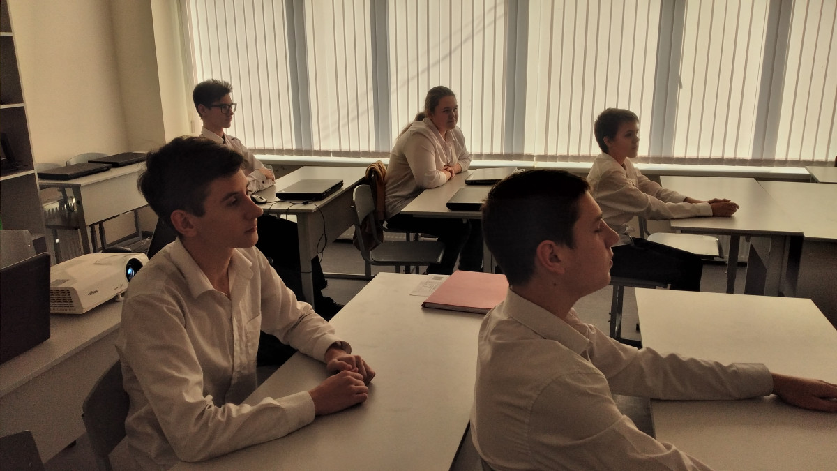 Постер к социальной практике: Забота о бабушке