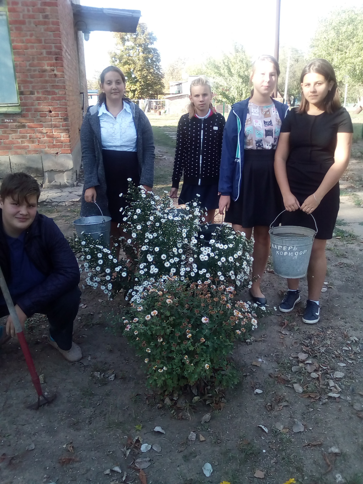 Постер к социальной практике: Твои дела говорят о тебе больше, чем  твои слова