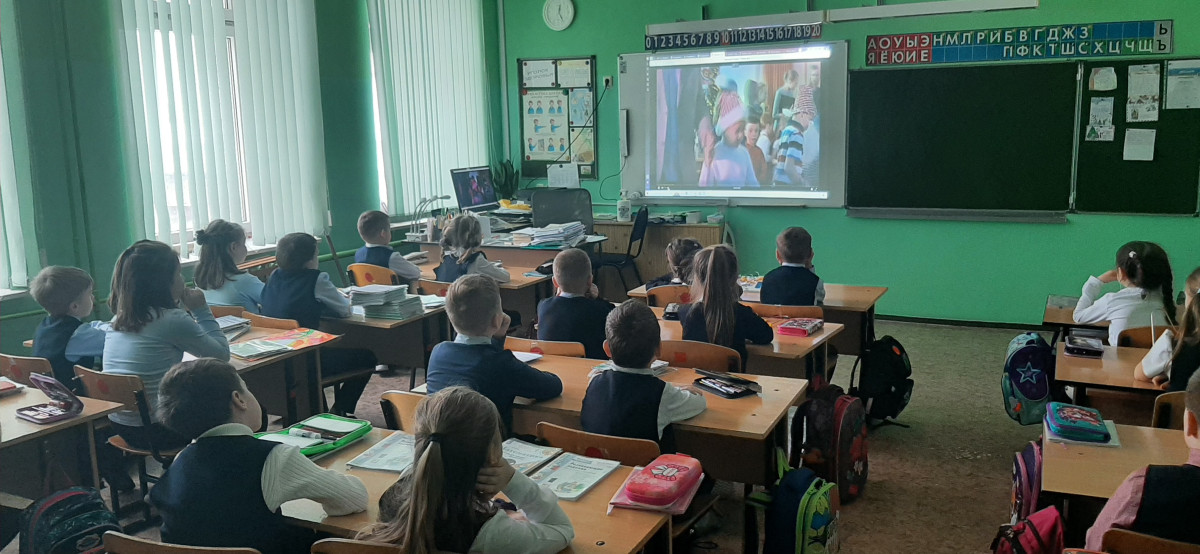 Постер к социальной практике: Новогодний подарок