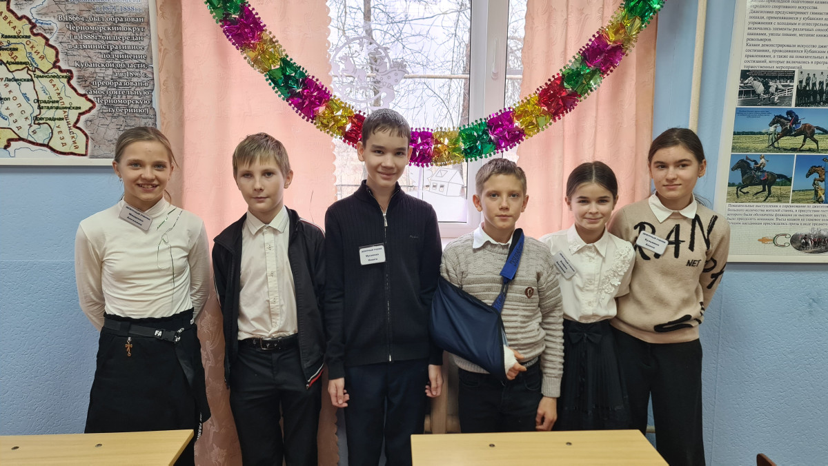 Постер к социальной практике: просмотр фильма