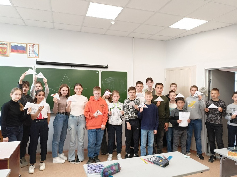 Постер к социальной практике: Чтим  память  героев