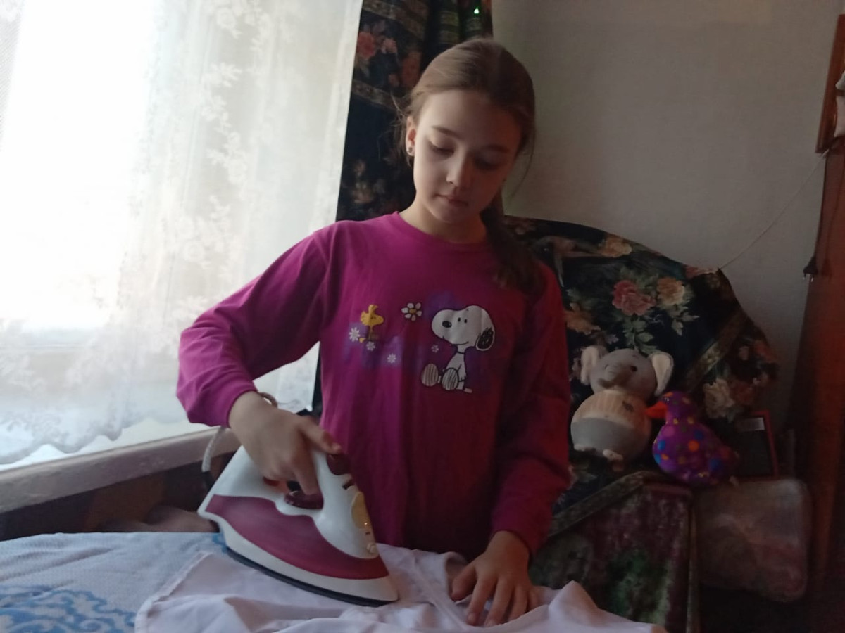 Постер к социальной практике: Помогаем дома