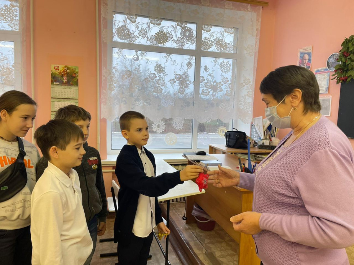 Постер к социальной практике: Делаем добрые поступки.