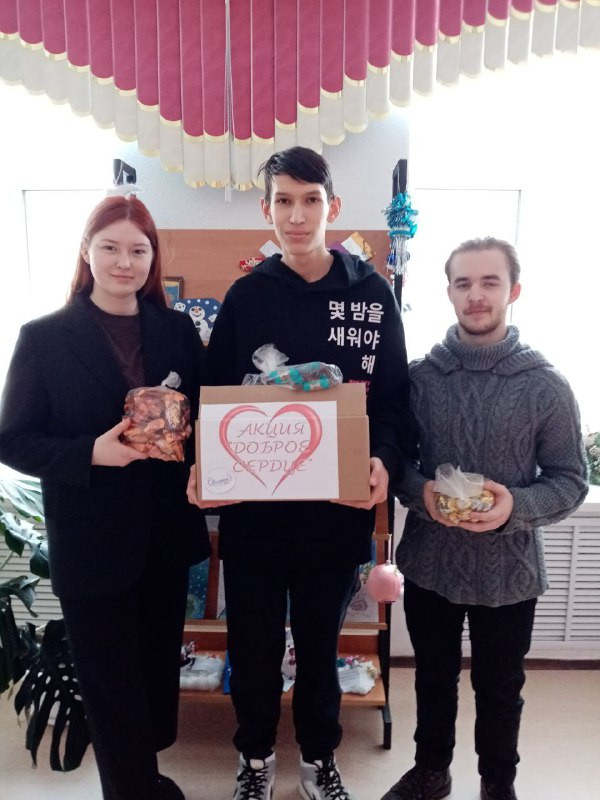 Постер к социальной практике: Важны поступки, а не пустые слова и обещания
