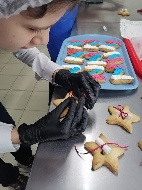 Постер к социальной практике: Подарки к 23 февраля