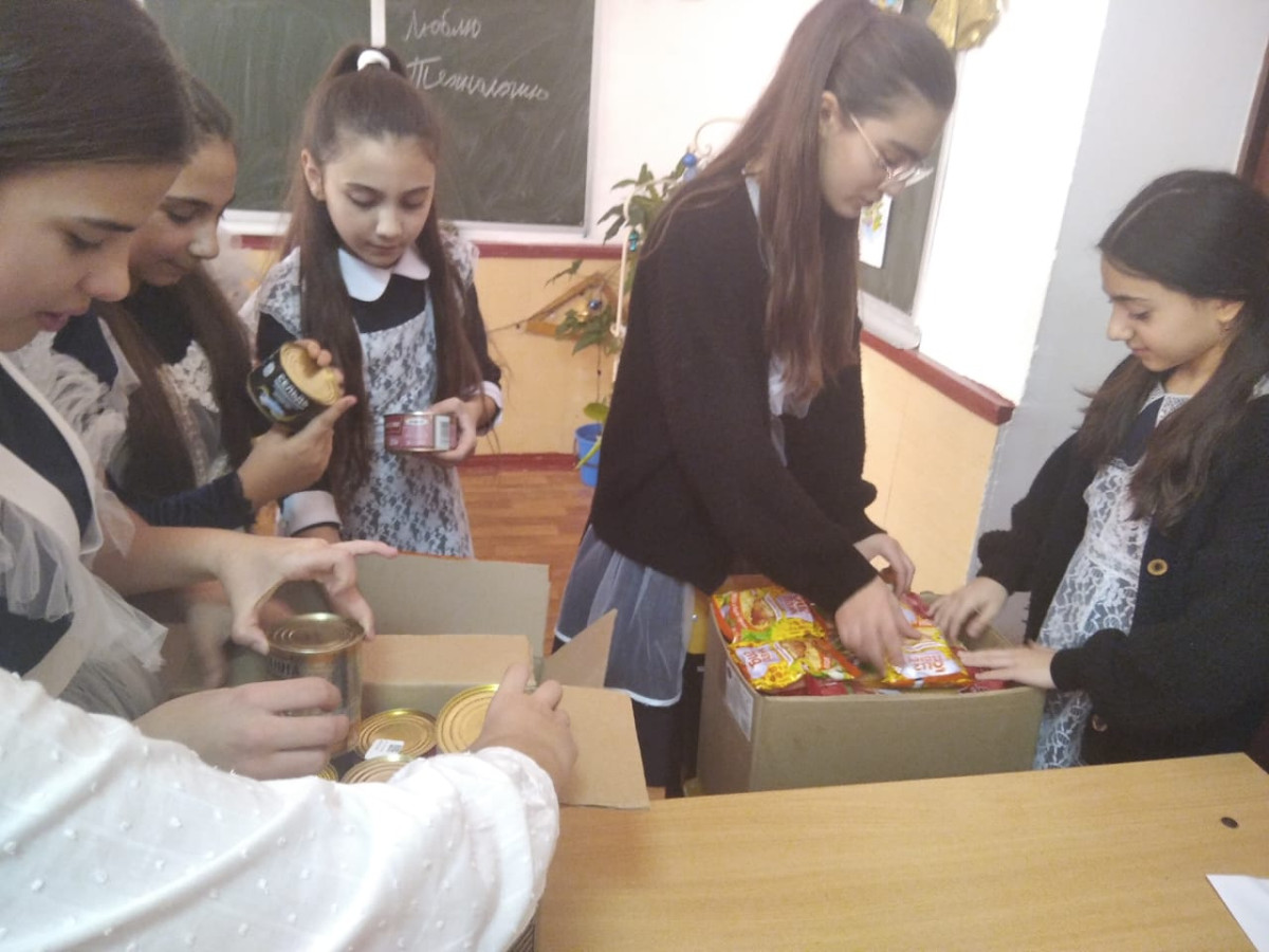 Постер к социальной практике: Спешите делать добрые дела. Сортировка гуманитарной помощи военнослужащим в зоне СВО