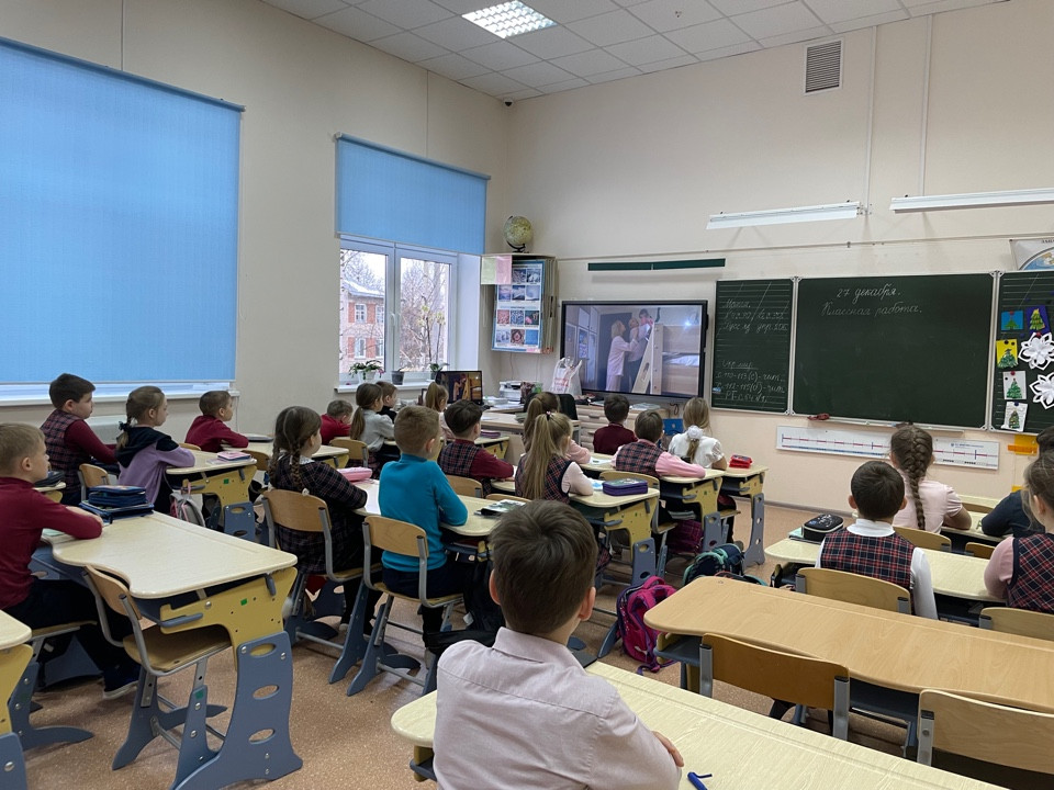Постер к социальной практике: Доброта делает нас сильнее, а других счастливее