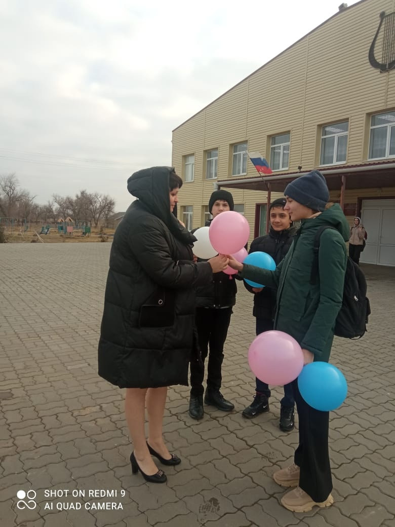 Постер к социальной практике: Счастливые люди.