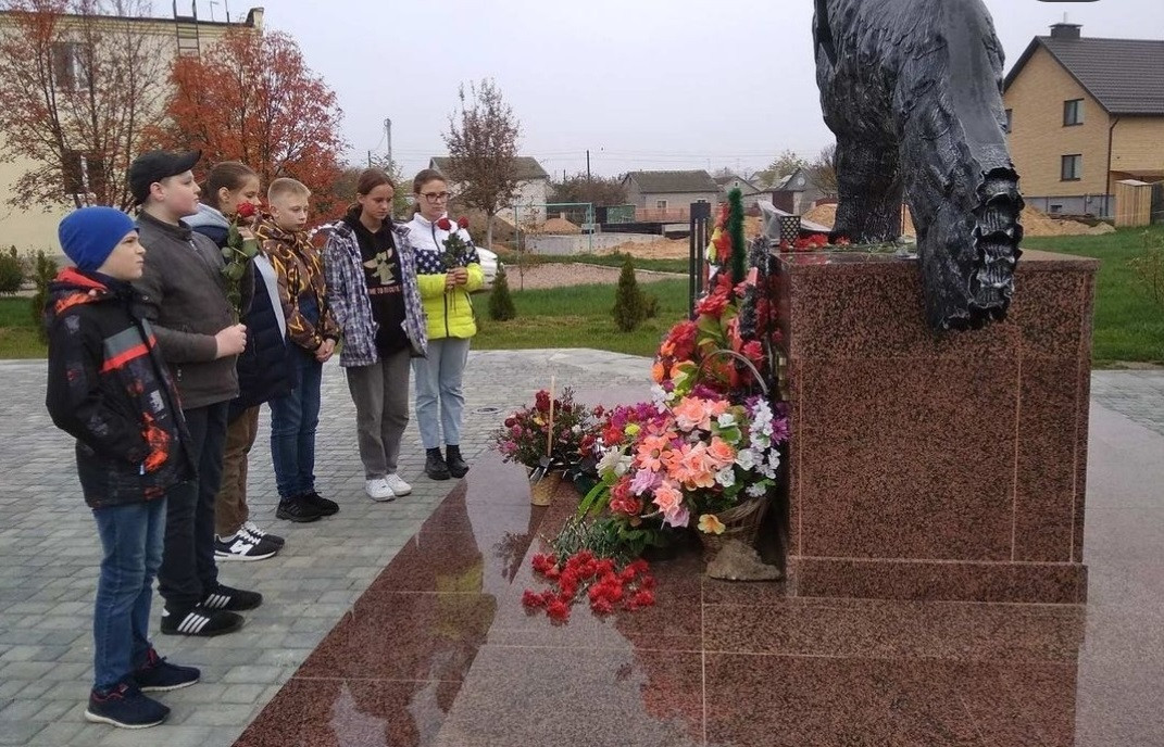 Постер к социальной практике: Чистое небо - чистая память!