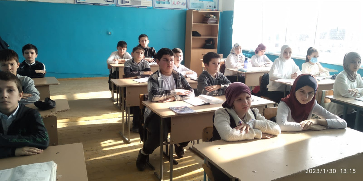 Постер к социальной практике: "Не трус и не предатель"