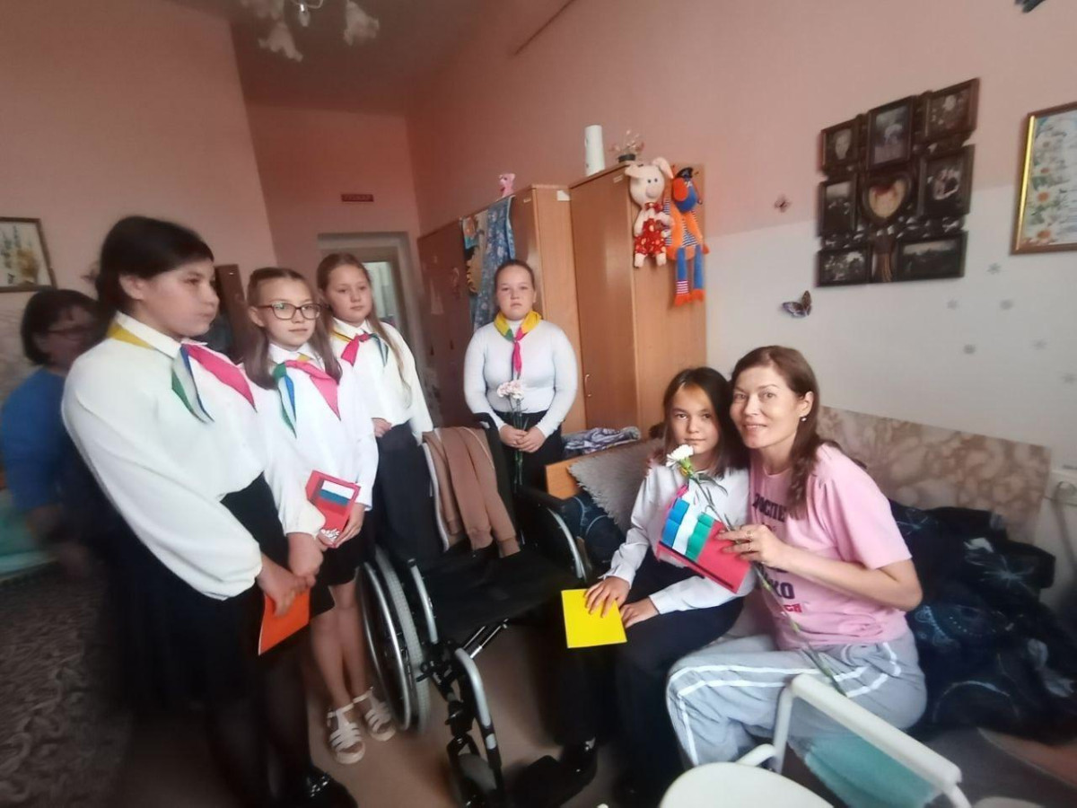 Постер к социальной практике: Мы вместе