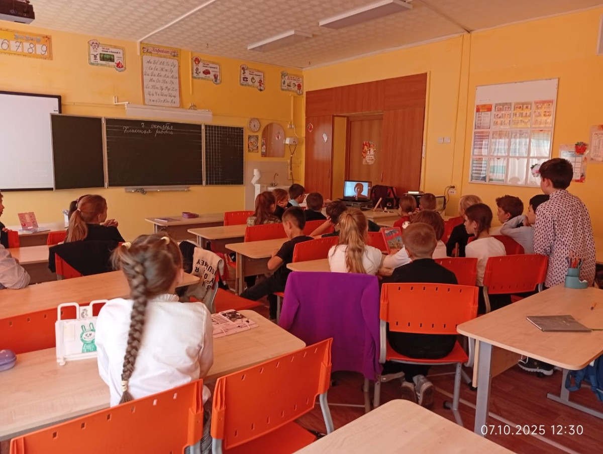 Постер к социальной практике: По ученику и об учителе судят!