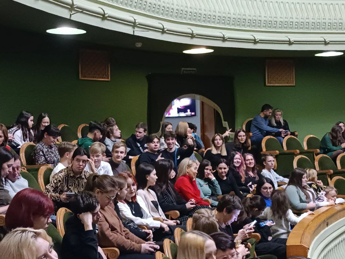 Постер к социальной практике: Человек живет надеждой и мечтой