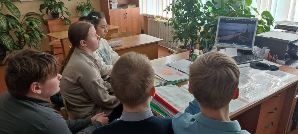 Постер к социальной практике: Кто, если не мы!