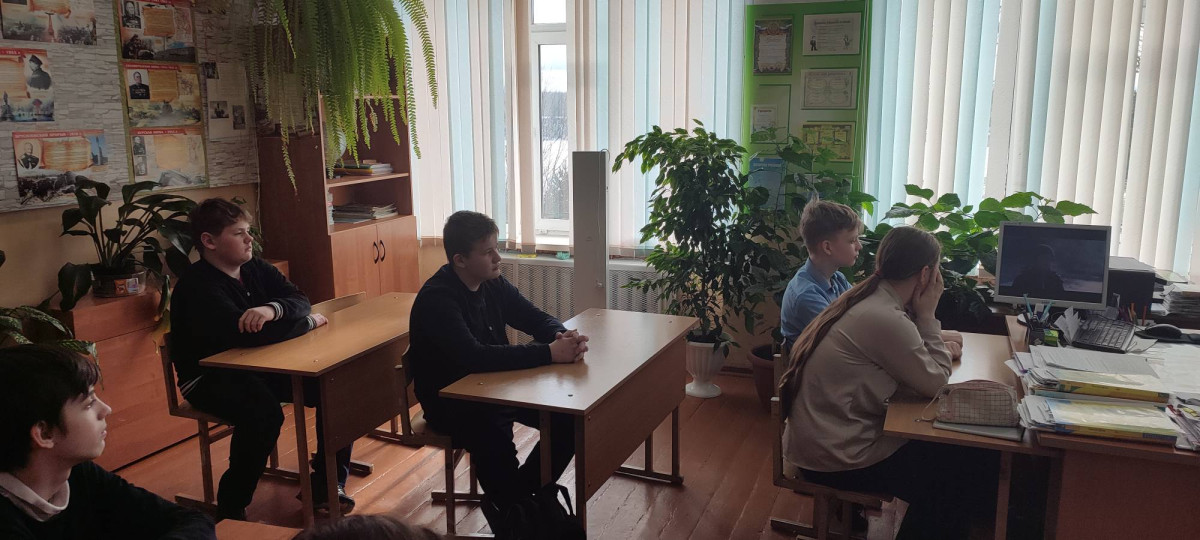 Постер к социальной практике: Счастье живет внутри нас