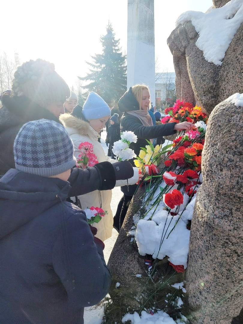 Постер к социальной практике: Акция «Защитим память героев»