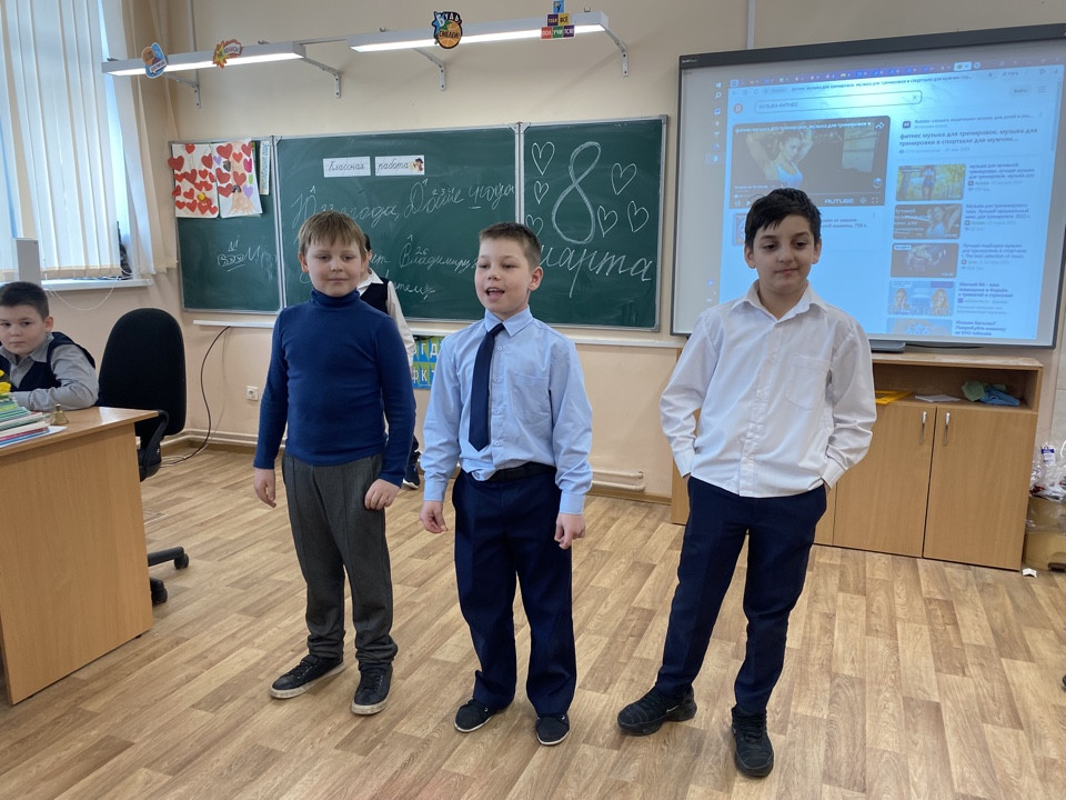 Постер к социальной практике: Творческий подарок