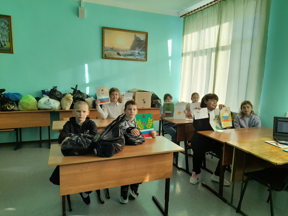 Постер к социальной практике: Своих не бросаем