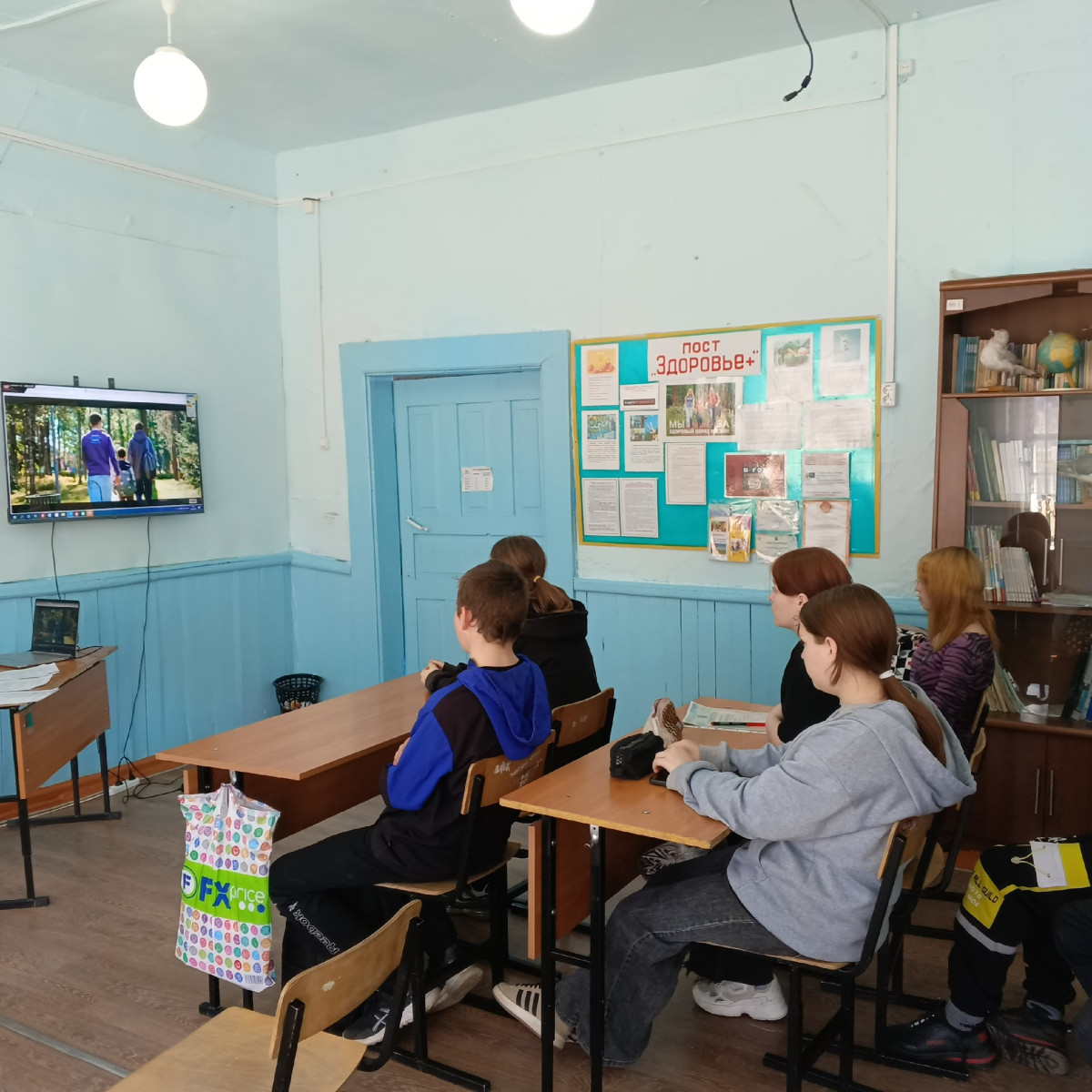 Постер к социальной практике: Временное расписание уроков