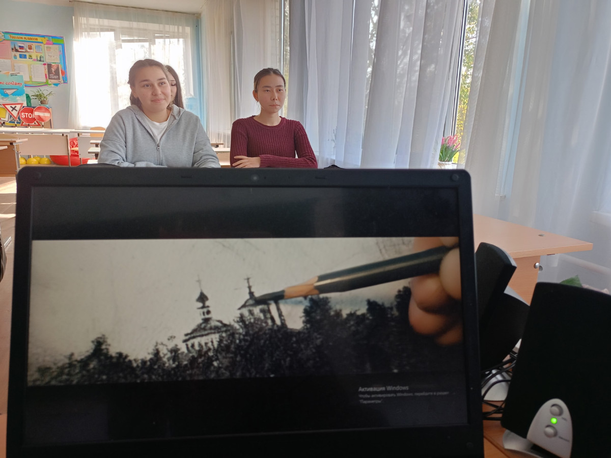 Постер к социальной практике: Наша обязанность - поддерживать бойцов, находящихся в зоне СВО