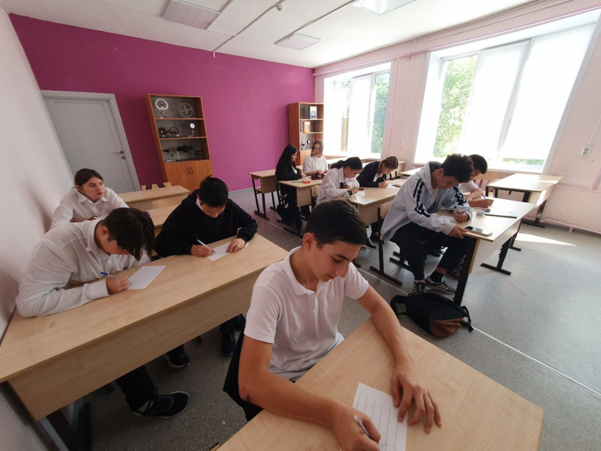 Постер к социальной практике: Подарок с душой