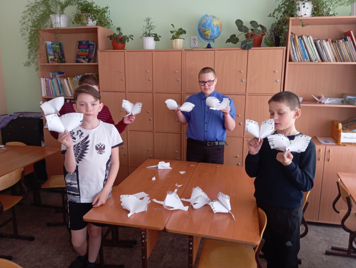 Постер к социальной практике: Чтим память героев. и будем помнить всегда!