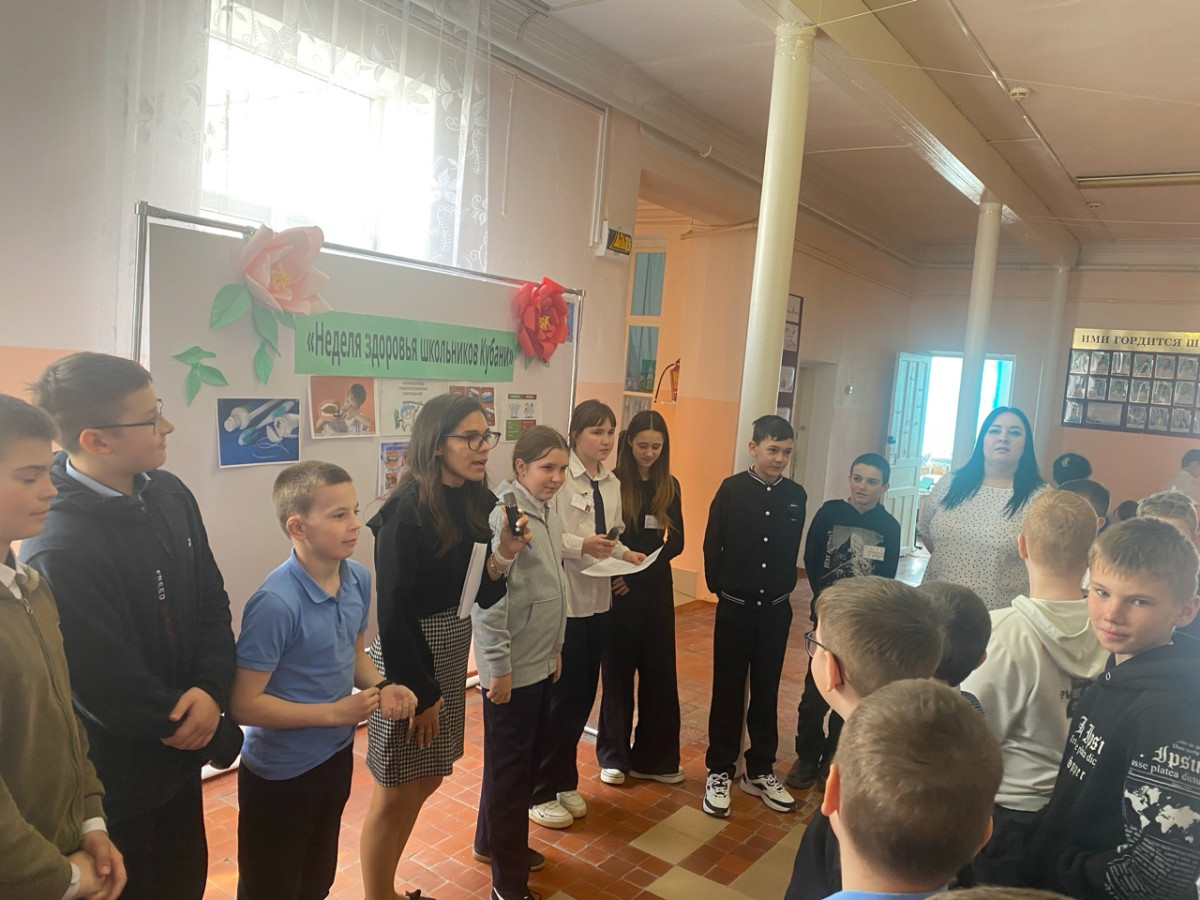 Постер к социальной практике: Забота о окружающих