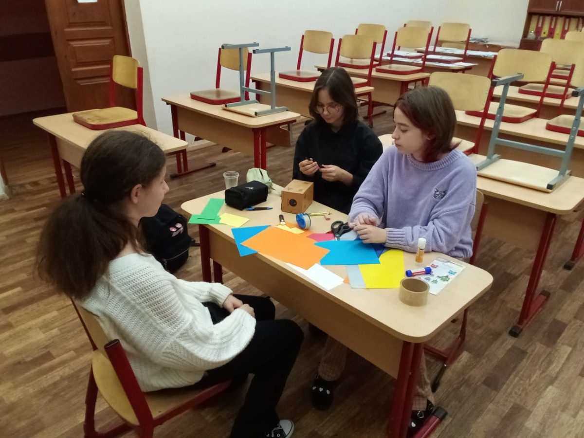 Постер к социальной практике: Дарим радость