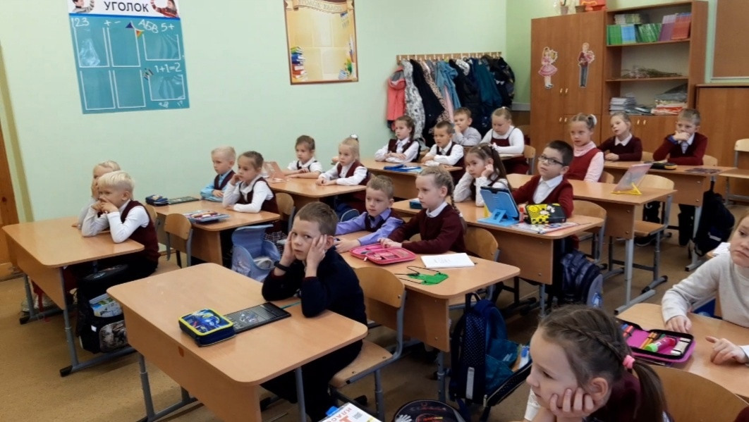 Постер к социальной практике: Друг в беде не бросит, поддержка, помощь