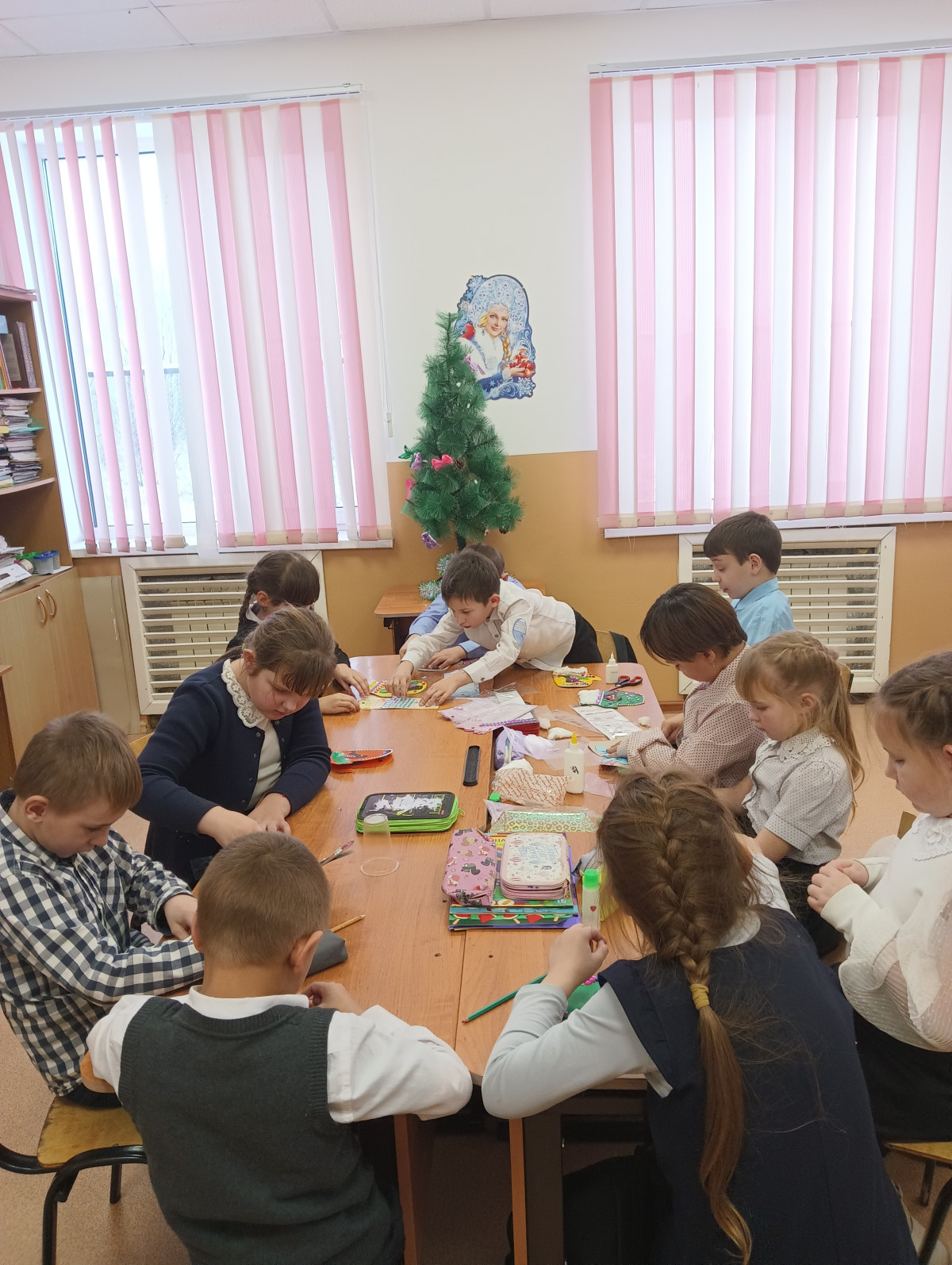 Постер к социальной практике: Примите наши поздравления!