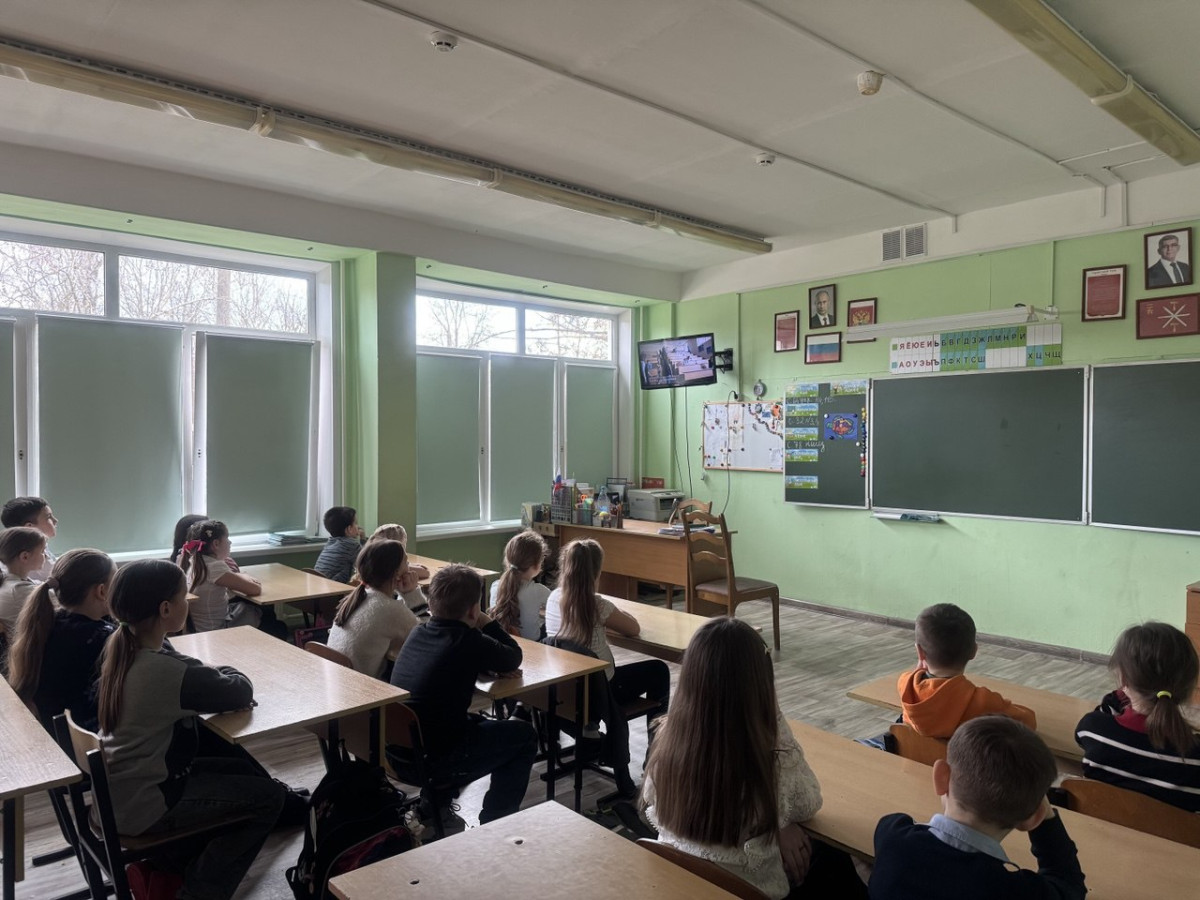 Постер к социальной практике: Нам есть на кого равняться!