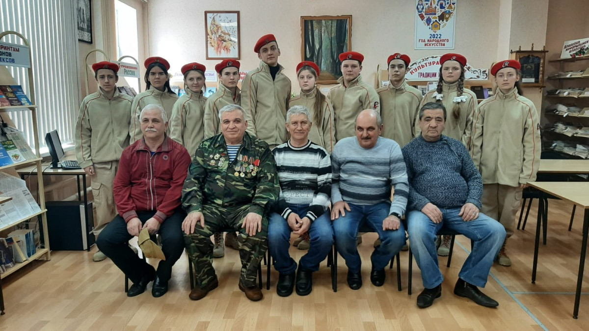 Постер к социальной практике: Стремиться к совершенству- смысл жизни.