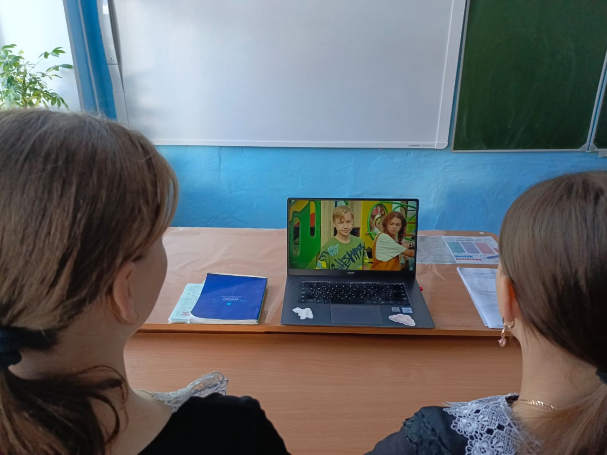 Постер к социальной практике: "Георгиевская ленточка"