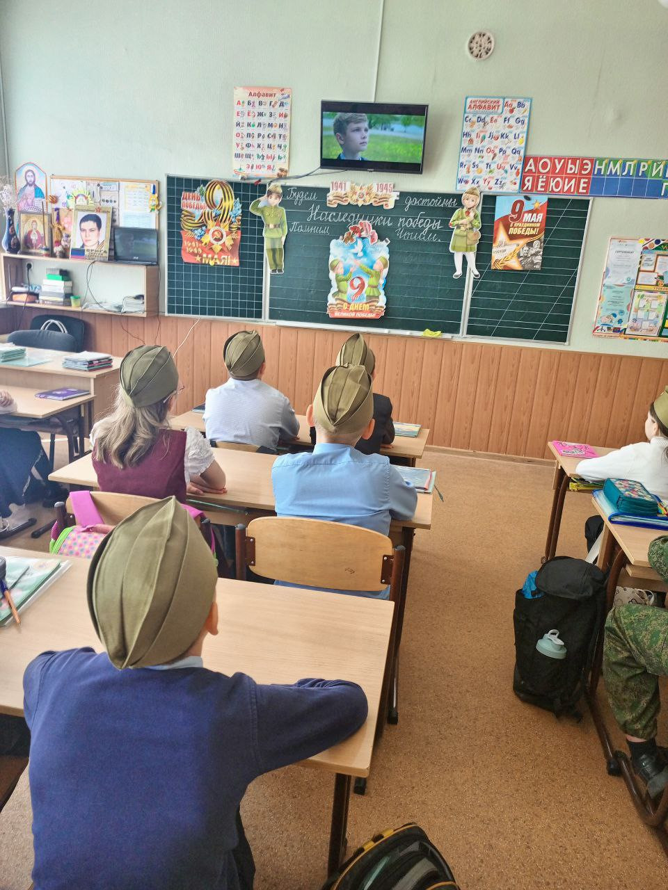 Постер к социальной практике: Быть достойными наследниками героев