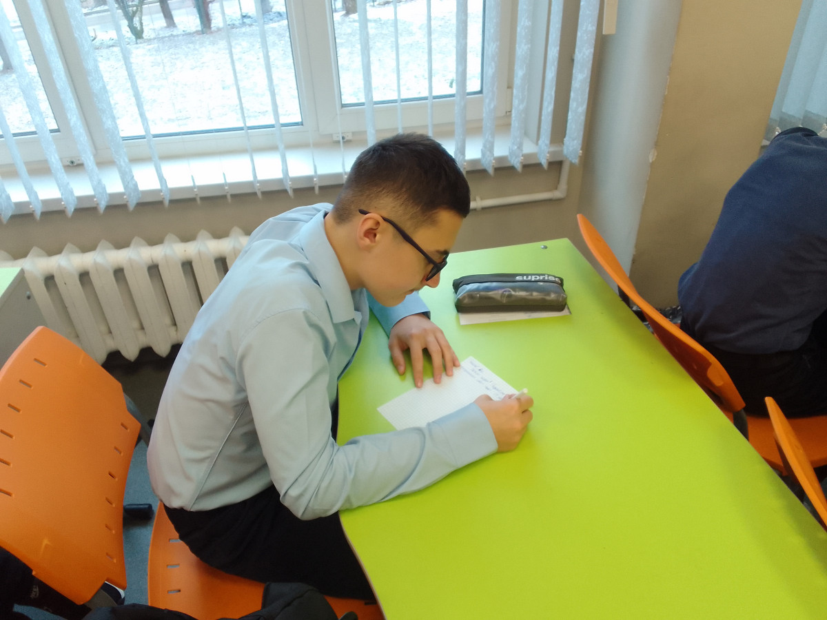 Постер к социальной практике: Человек- это звучит гордо