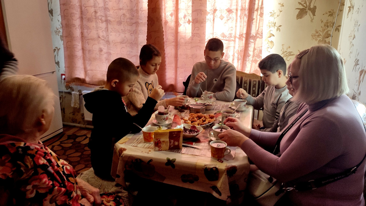 Постер к социальной практике: Всякая помощь хороша вовремя.