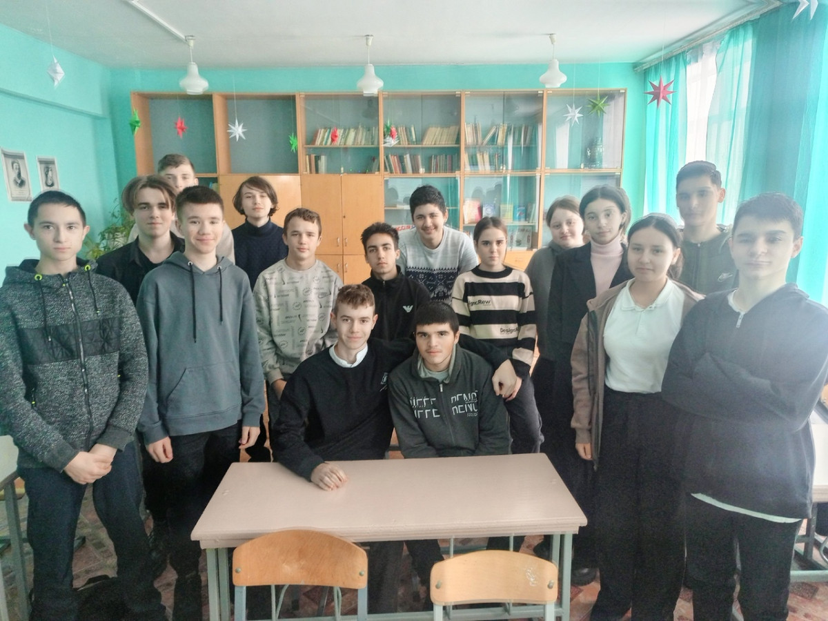 Постер к социальной практике: Благородство,справедливость, коллективизм