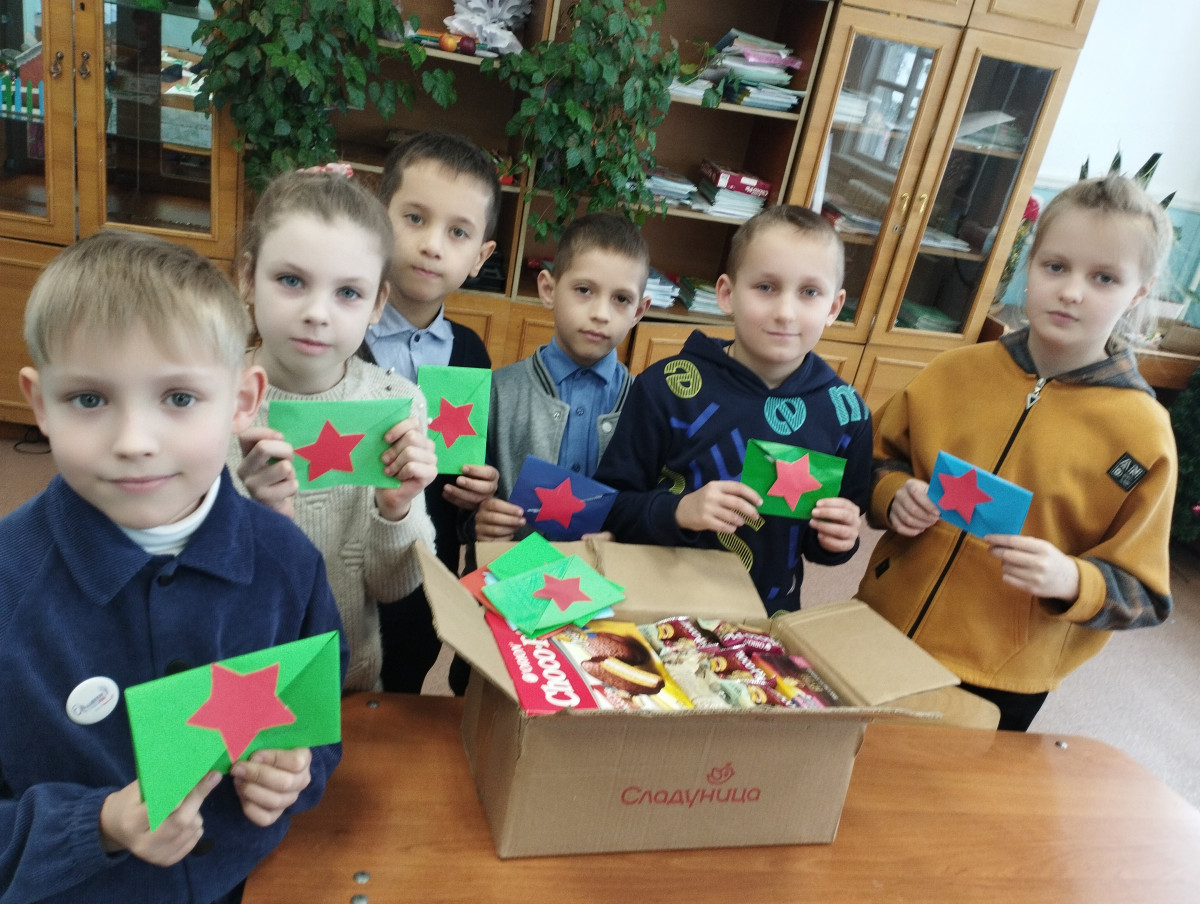 Постер к социальной практике: Маленькие герои большой страны