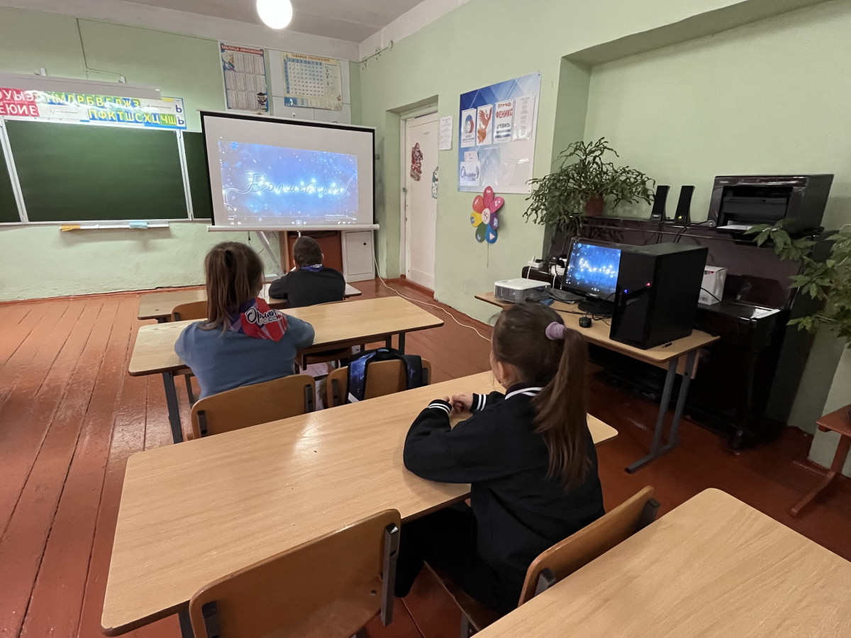 Постер к социальной практике: Взаимопомощь