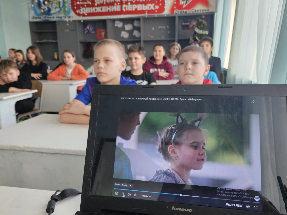 Постер к социальной практике: Моё окружение-целая Вселенная!