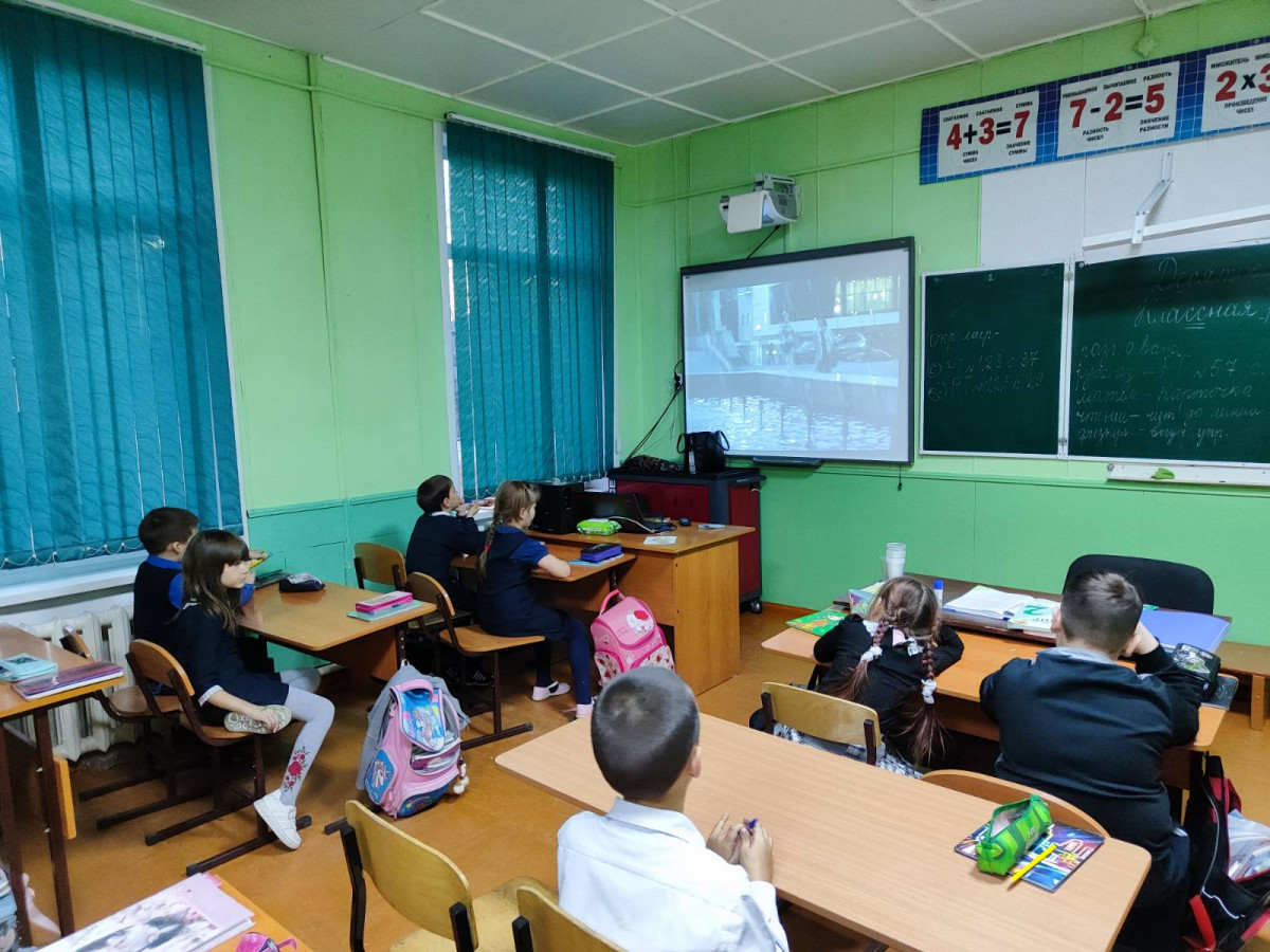 Постер к социальной практике: Рассуждение над понятиями  "Честь и честность"