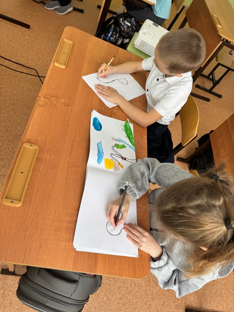 Постер к социальной практике: Развитая фантазия, залог счастливого детства