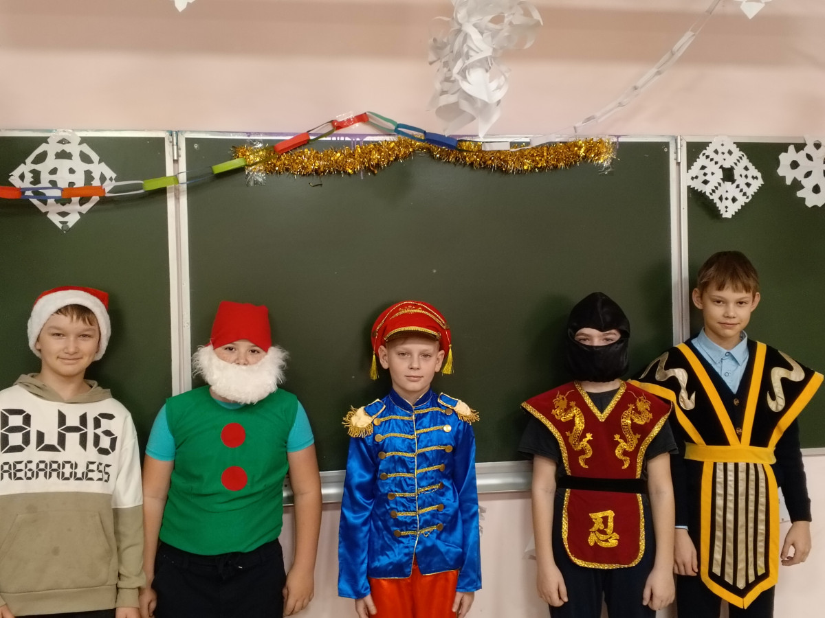 Постер к социальной практике: Предновогодний переполох