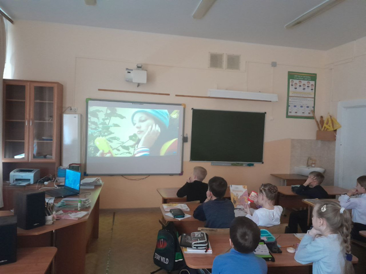 Постер к социальной практике: Ладошка дружбы