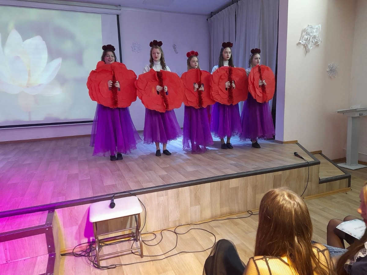 Постер к социальной практике: Подари любовь