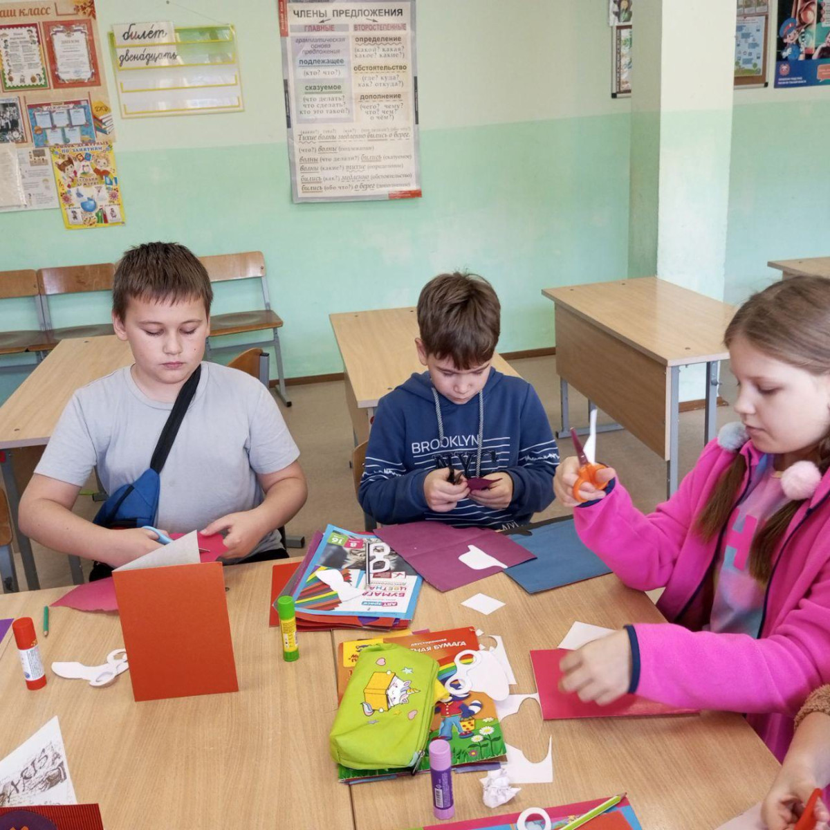 Постер к социальной практике: Мы вас любим, наши бабушки и дедушки!
