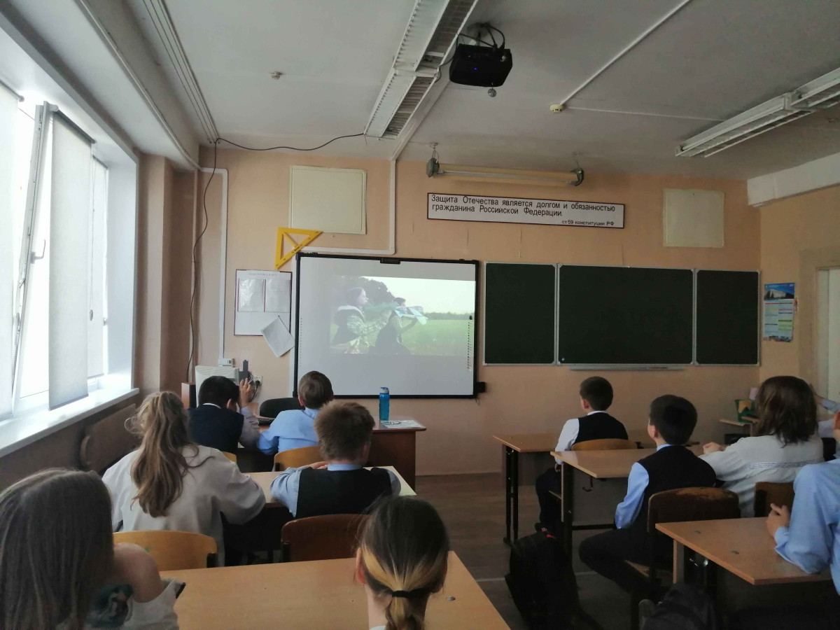 Постер к социальной практике: Флеш - моб "Голубь мира!"